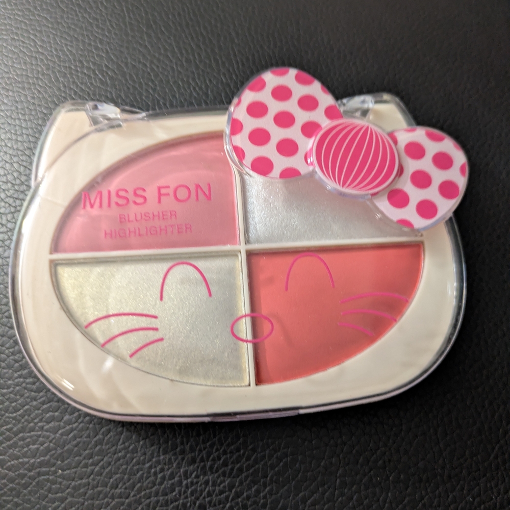 Hello Kitty Blush Palette - Pink and Silver